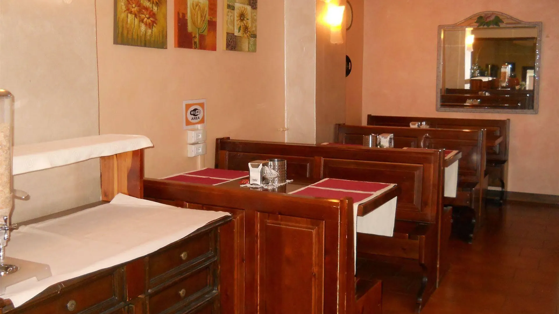 Hotel Il Rustichello Lonato 3*,