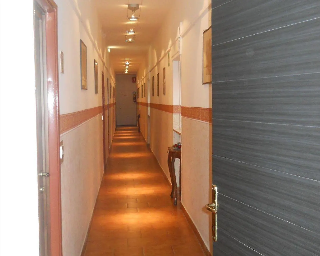 Hotel Il Rustichello Lonato Italy