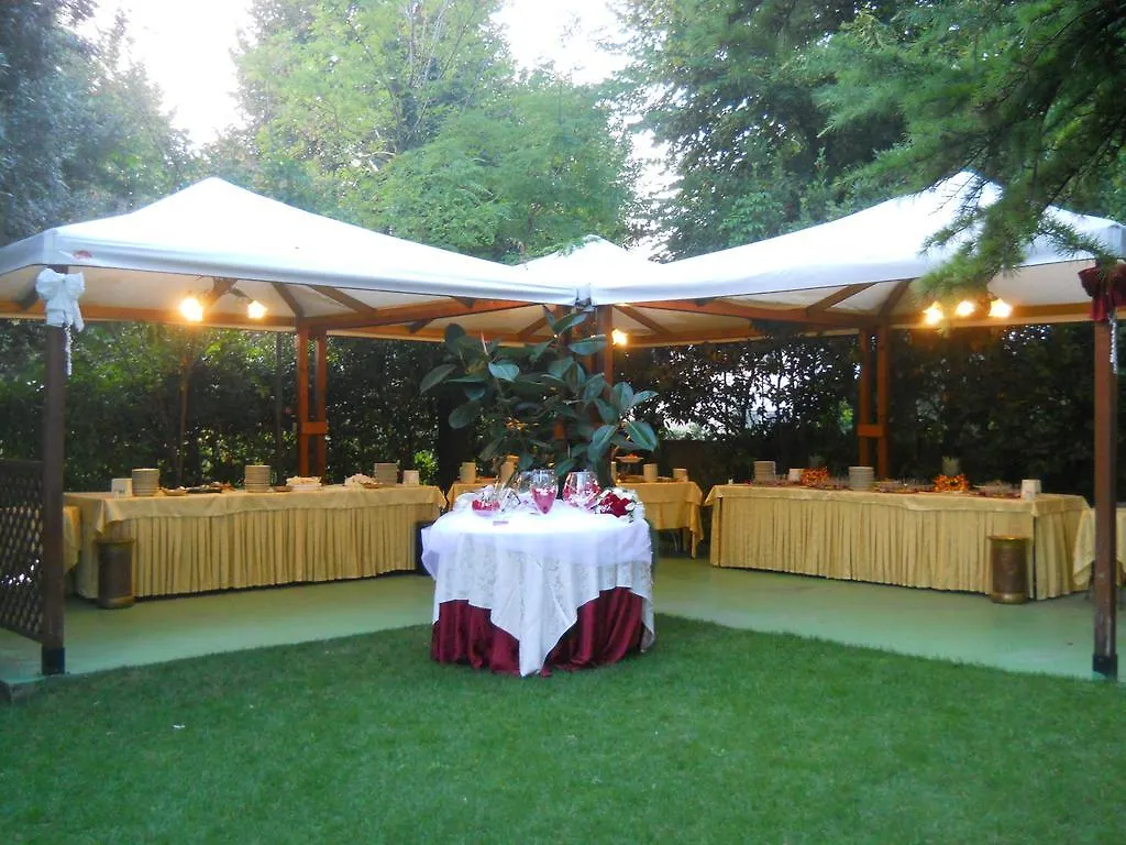 Hotel Il Rustichello Lonato del Garda